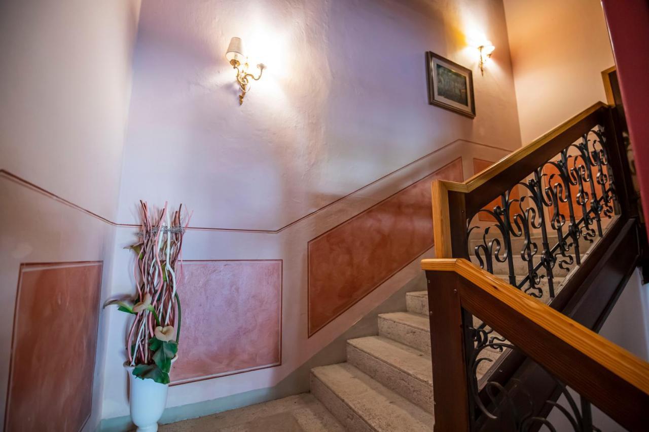 Hotel Villa Imperina Аґордо Екстер'єр фото