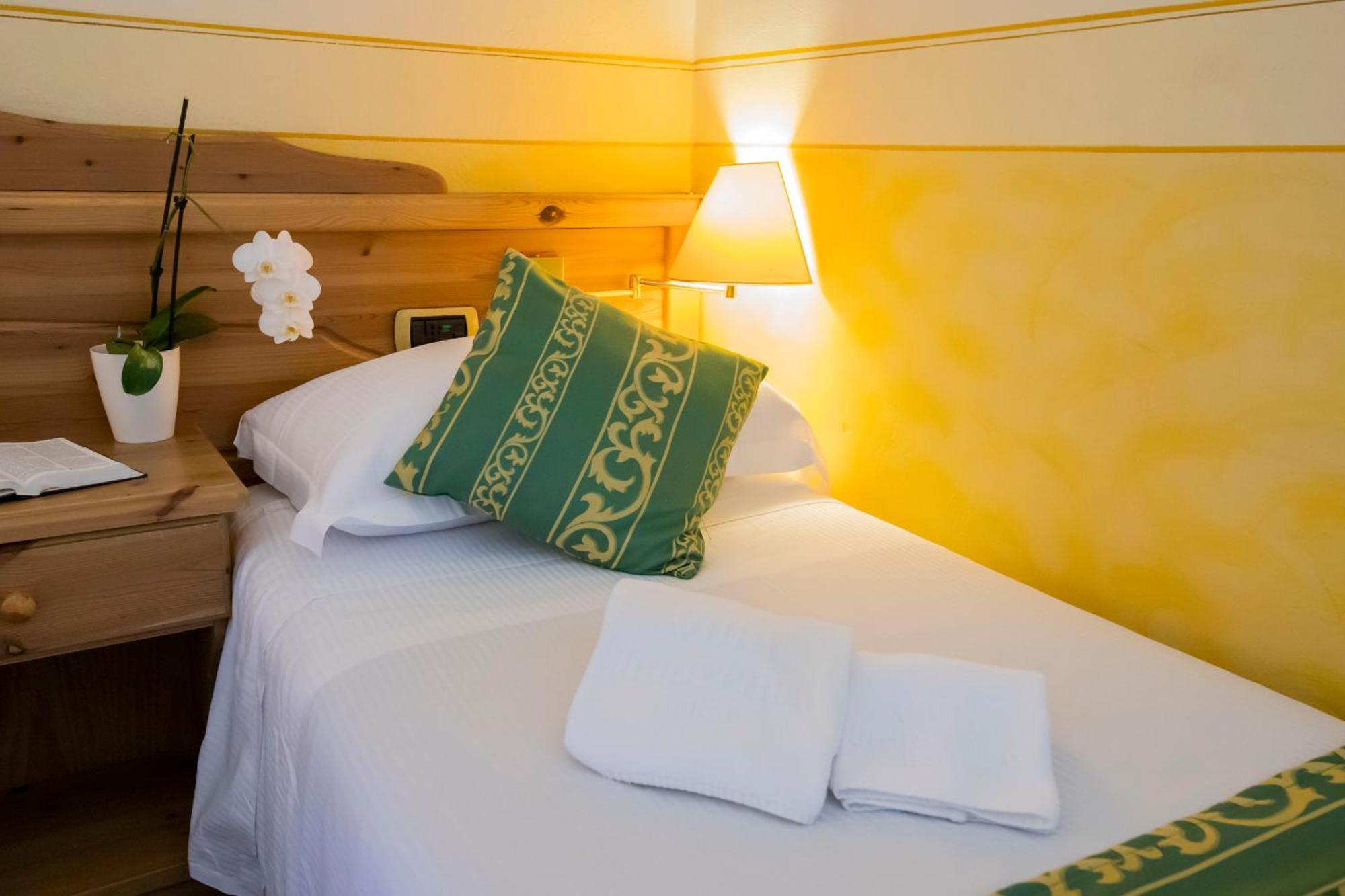 Hotel Villa Imperina Аґордо Екстер'єр фото